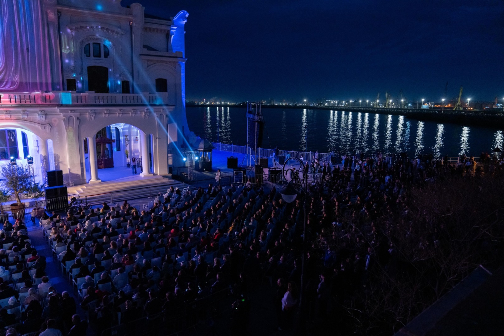 Cazinoul Constanta și marea