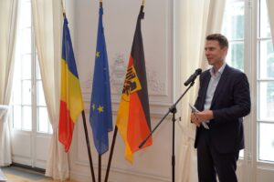 directorul general al Camerei de Comerţ şi Industrie Româno-Germane (AHK România)
