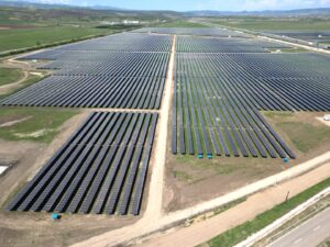 Parc fotovoltaic eurowind teius Alba