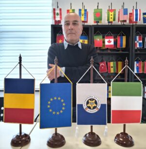 Profesor Luca Zarrilli