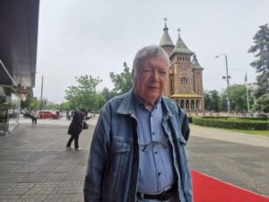 alexandru mironov fotografiat pe strada