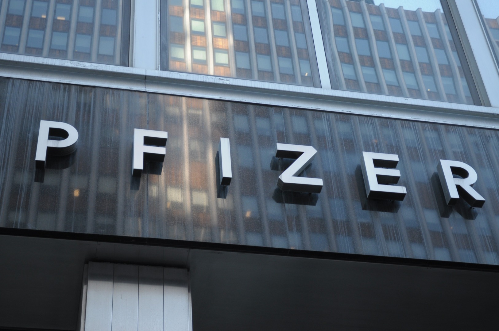 sediul pfizer din new york