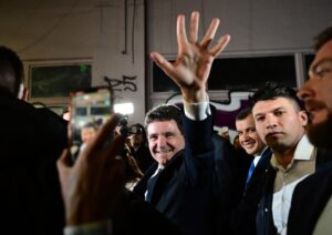 nicusor dan bucuros dupa castigarea alegerilor