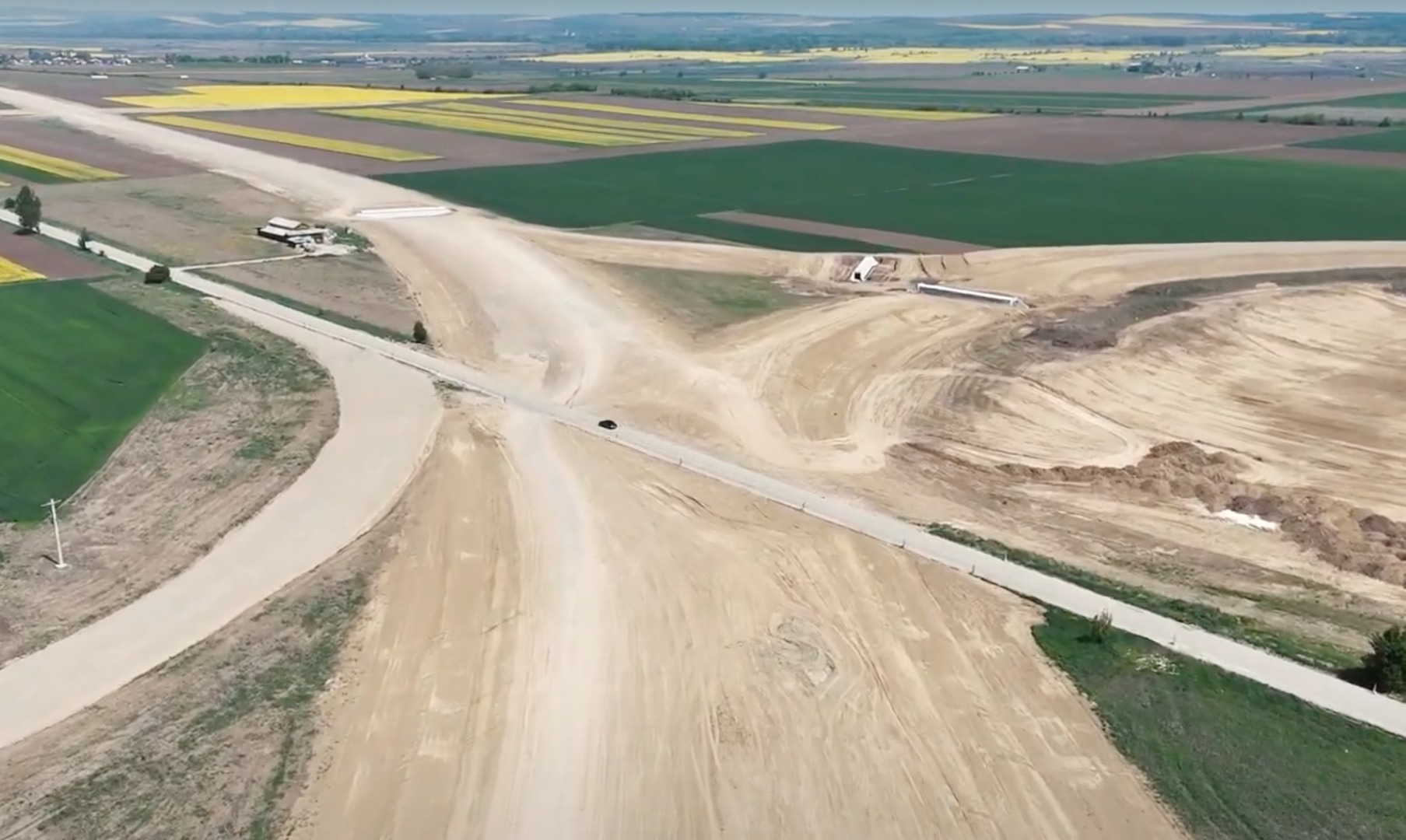șantierul Autostrăzii A7, Bacău – Pașcani, mai 2025